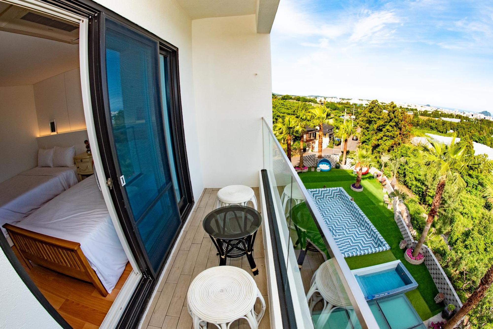 Jeju Bunkerhotel&Resort Seogwipo Bagian luar foto